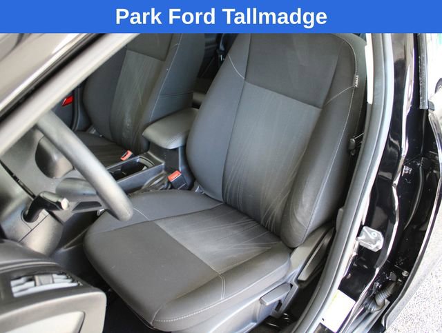 Used 2018 Ford Focus SE w/ SE Appearance Package image 12