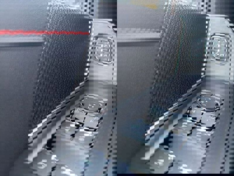 Used 2025 Ford F150 Raptor image 18