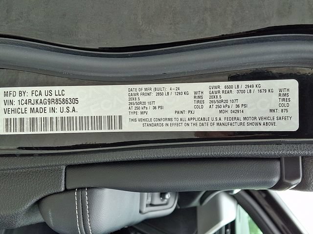 Used 2024 Jeep Grand Cherokee L Altitude AWD/4WD image 27