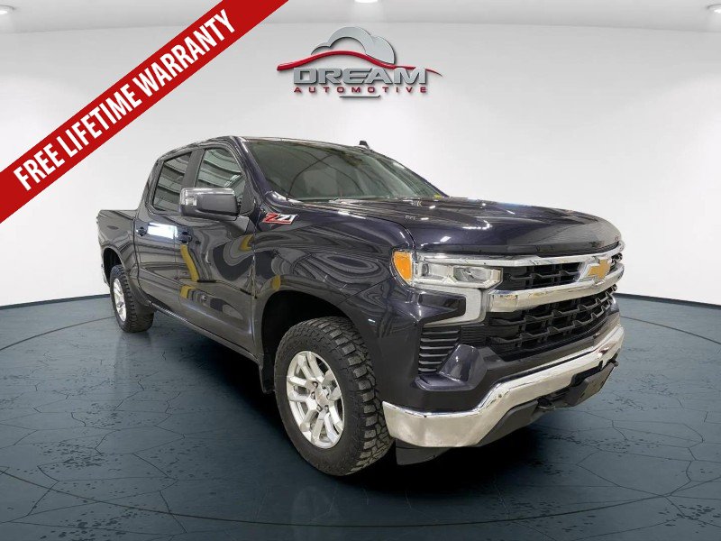 Used 2024 Chevrolet Silverado 1500 LT w/ Z71 Off-Road Package AWD/4WD image 1