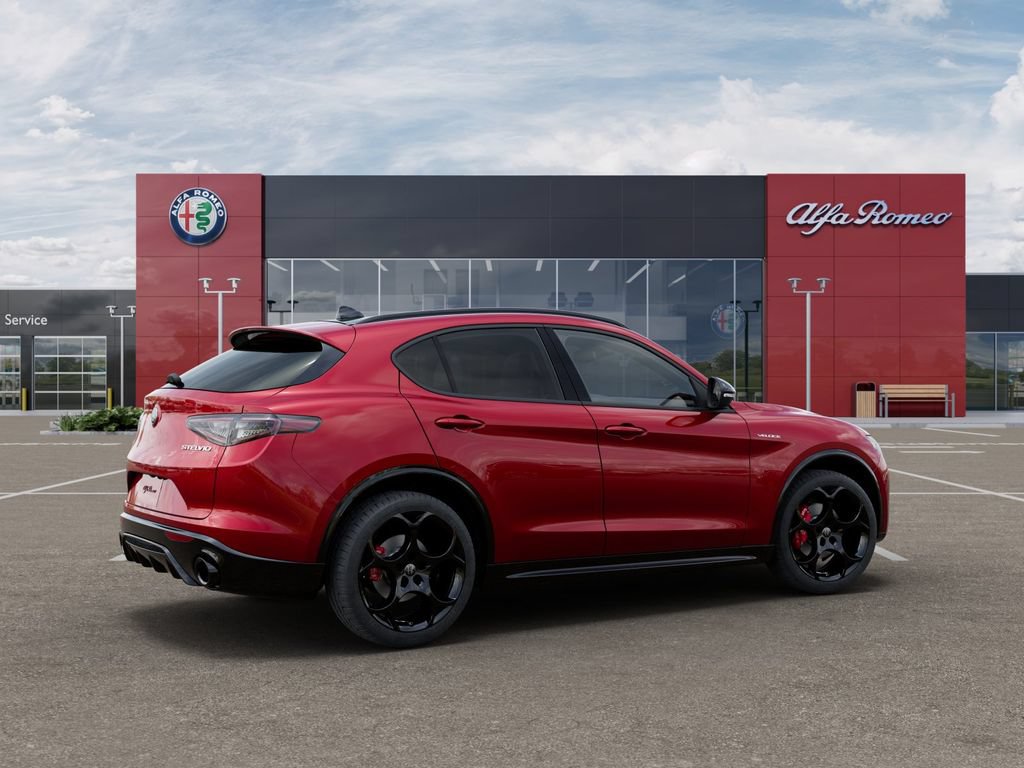 New 2025 Alfa Romeo Stelvio Sprint w/ Veloce Package AWD/4WD image 4