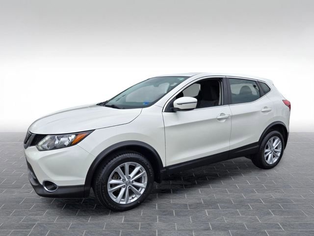 Used 2018 Nissan Rogue Sport AWD image 3