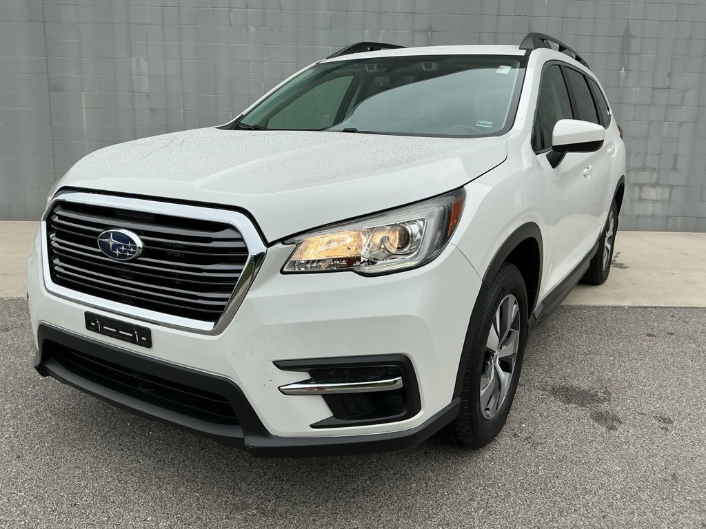 Used 2019 Subaru Ascent Premium AWD/4WD image 2