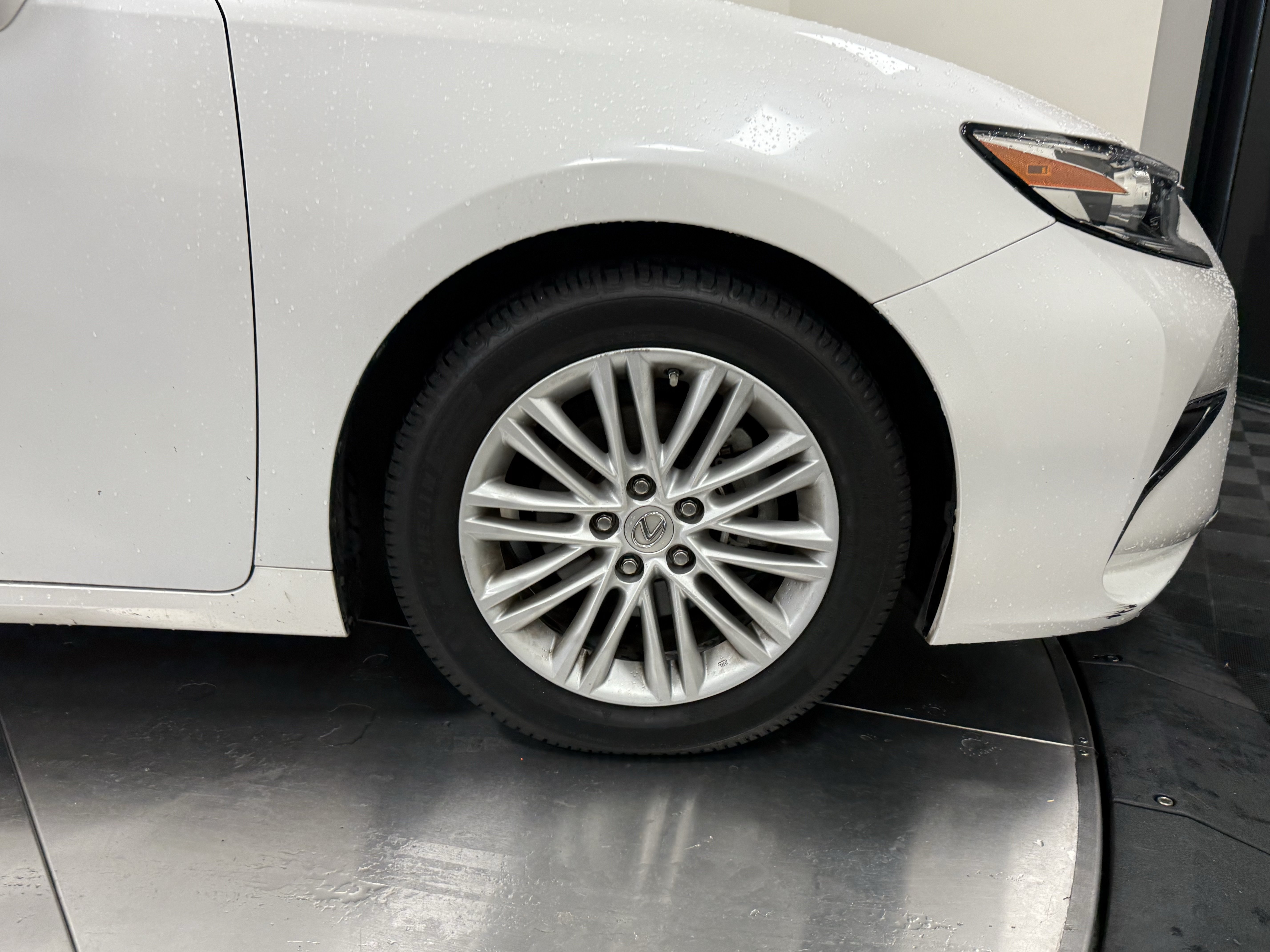 Used 2017 Lexus ES 350 w/ Premium Package FWD image 10
