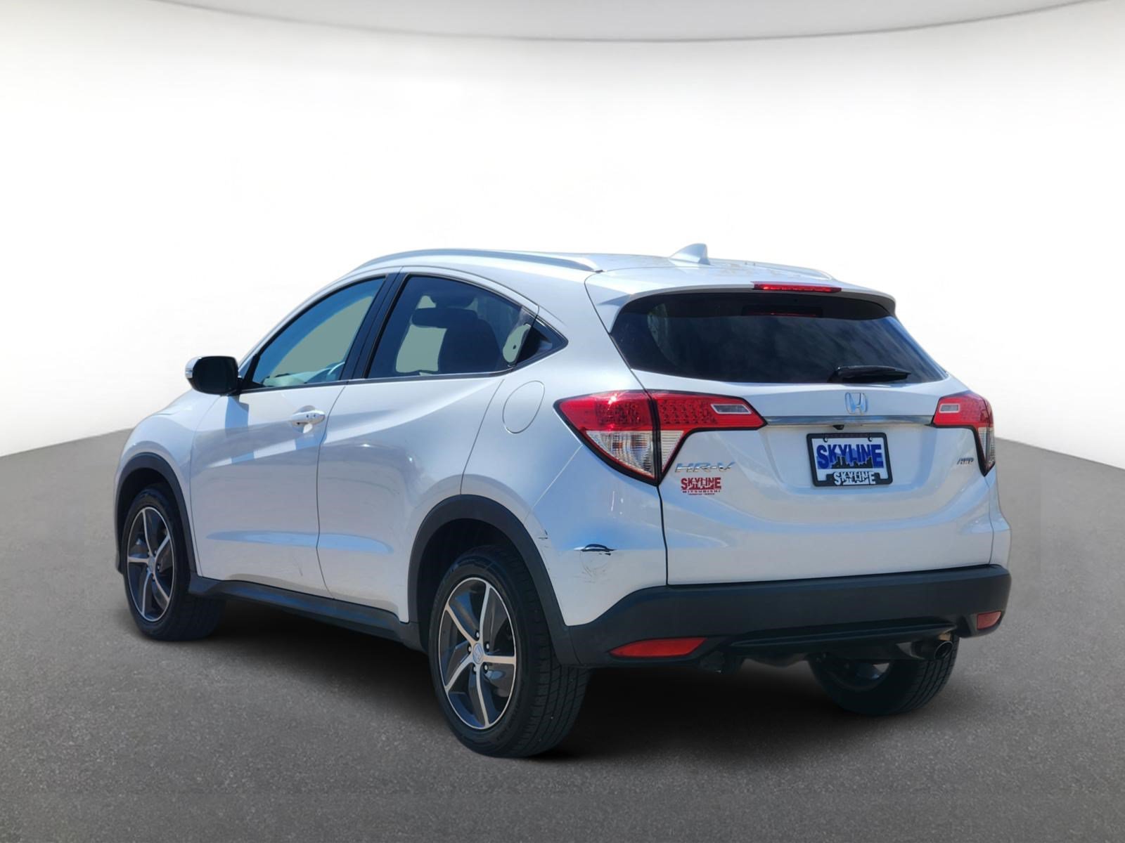 Used 2022 Honda HR-V EX-L image 4