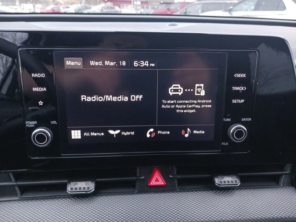 Used 2023 Kia Sportage LX image 8