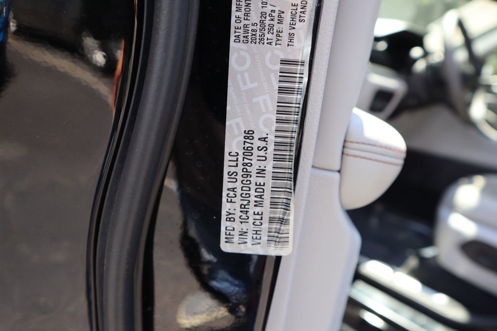 Used 2023 Jeep Grand Cherokee Overland image 39