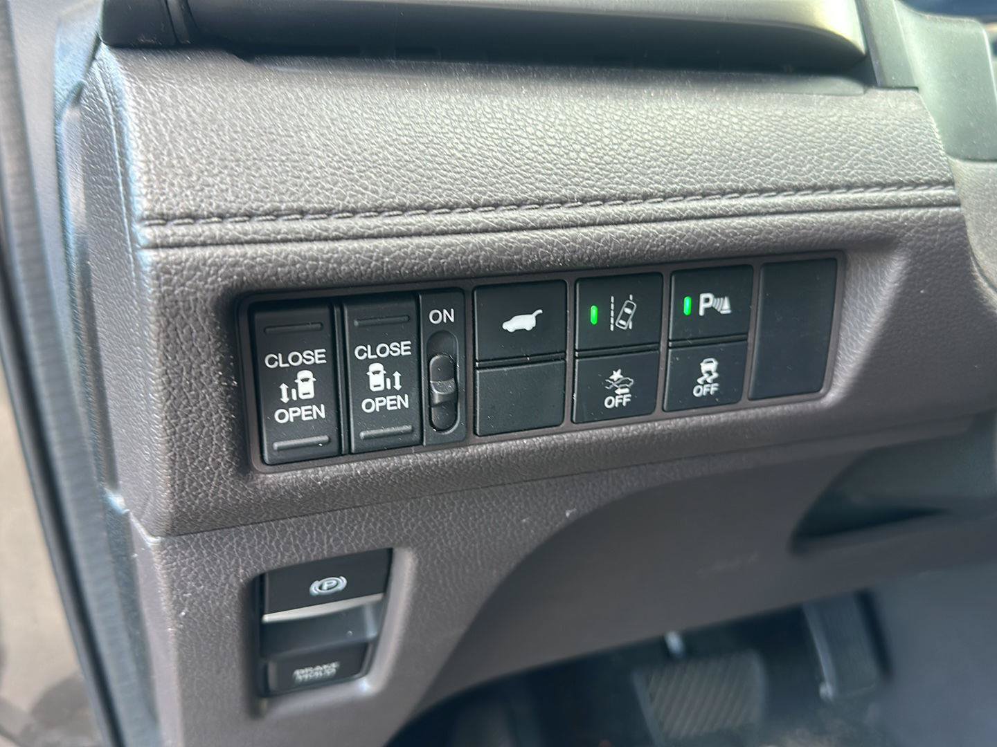 Used 2018 Honda Odyssey Touring image 13