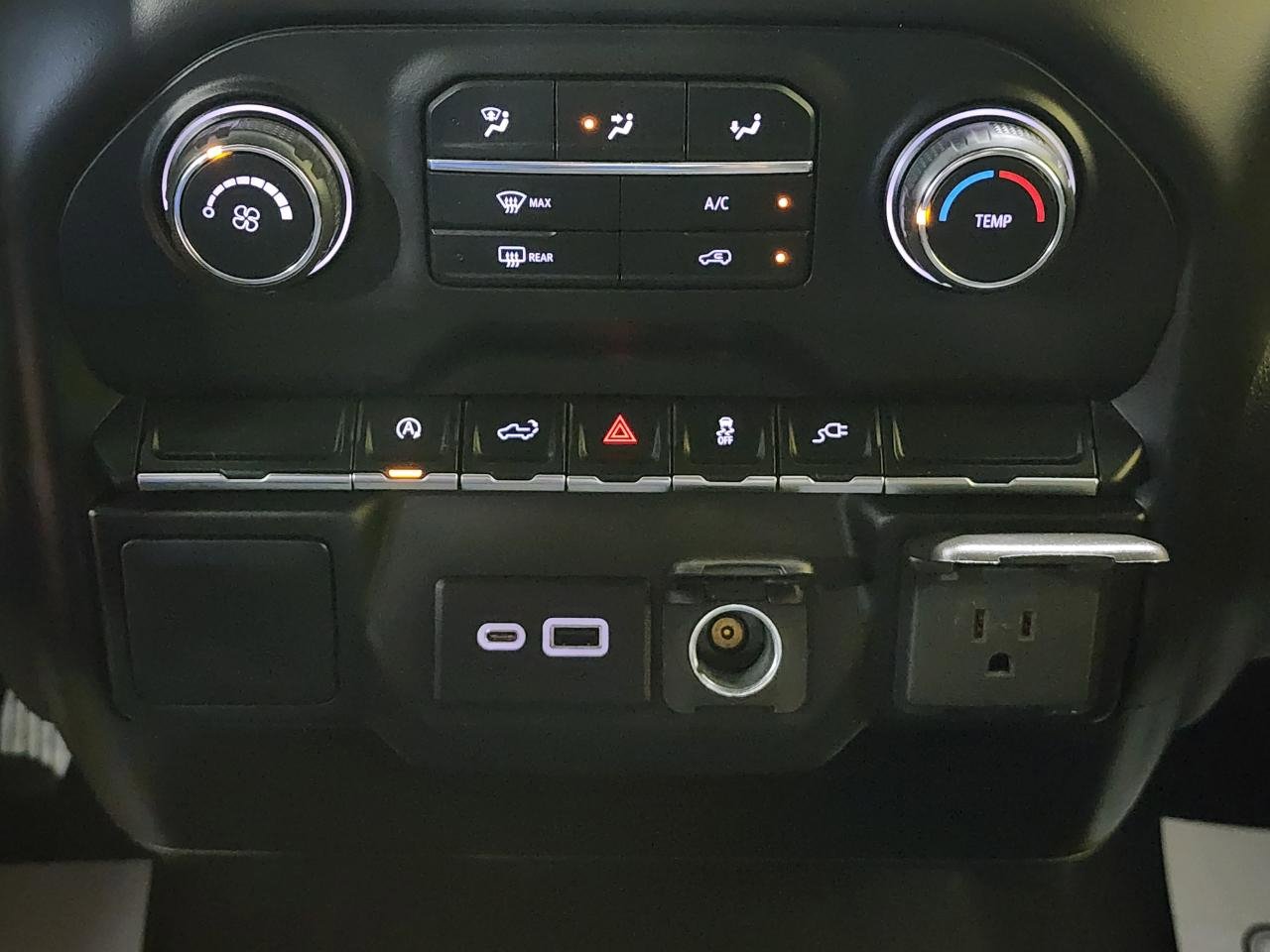 Used 2021 Chevrolet Silverado 1500 Custom w/ Rally Edition image 24