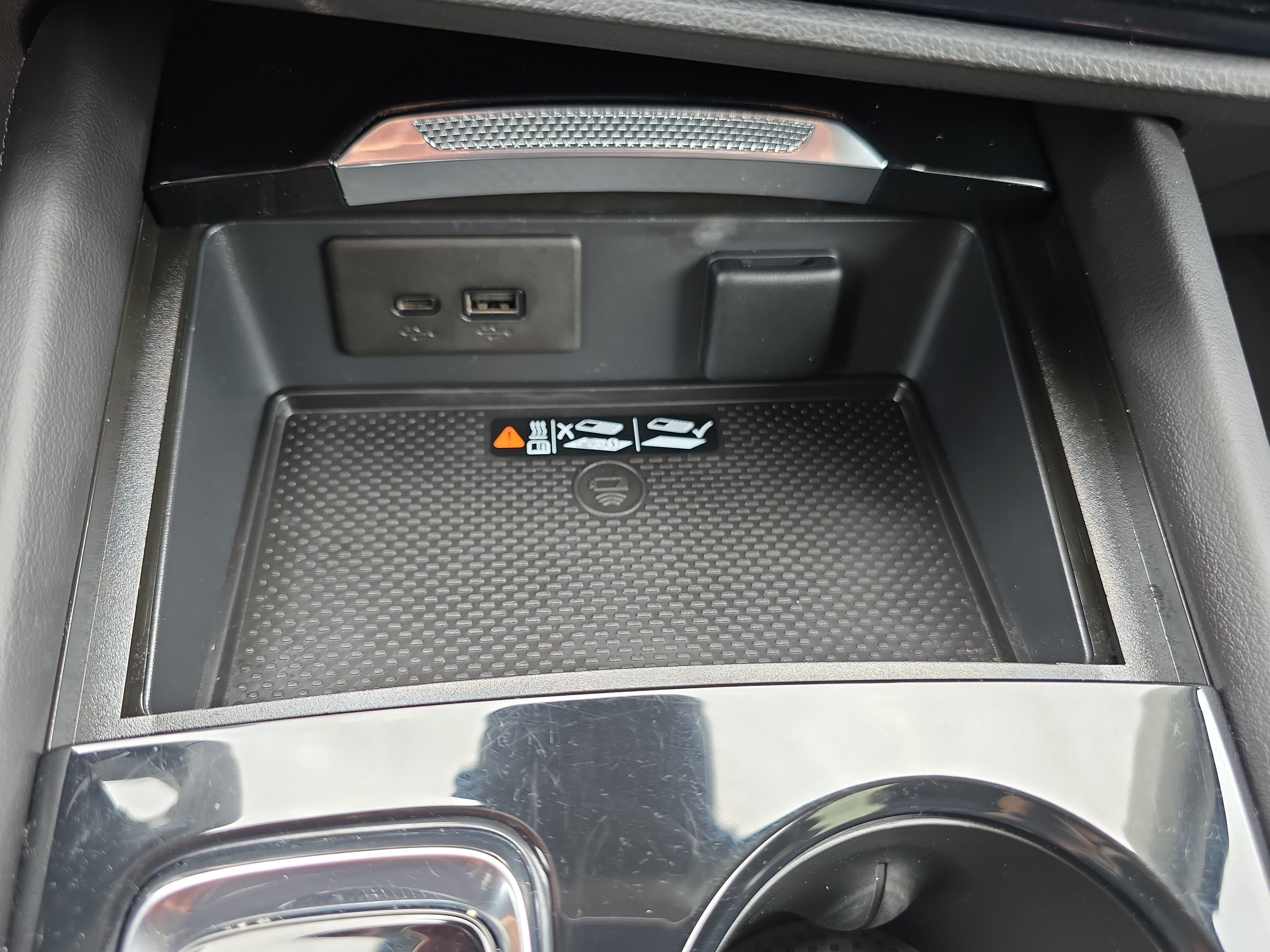 Used 2025 Buick Envision Preferred AWD/4WD image 24