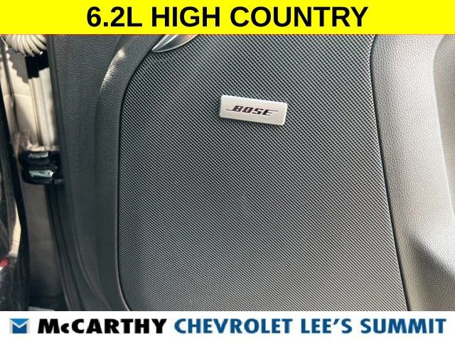 Used 2025 Chevrolet Tahoe High Country image 21