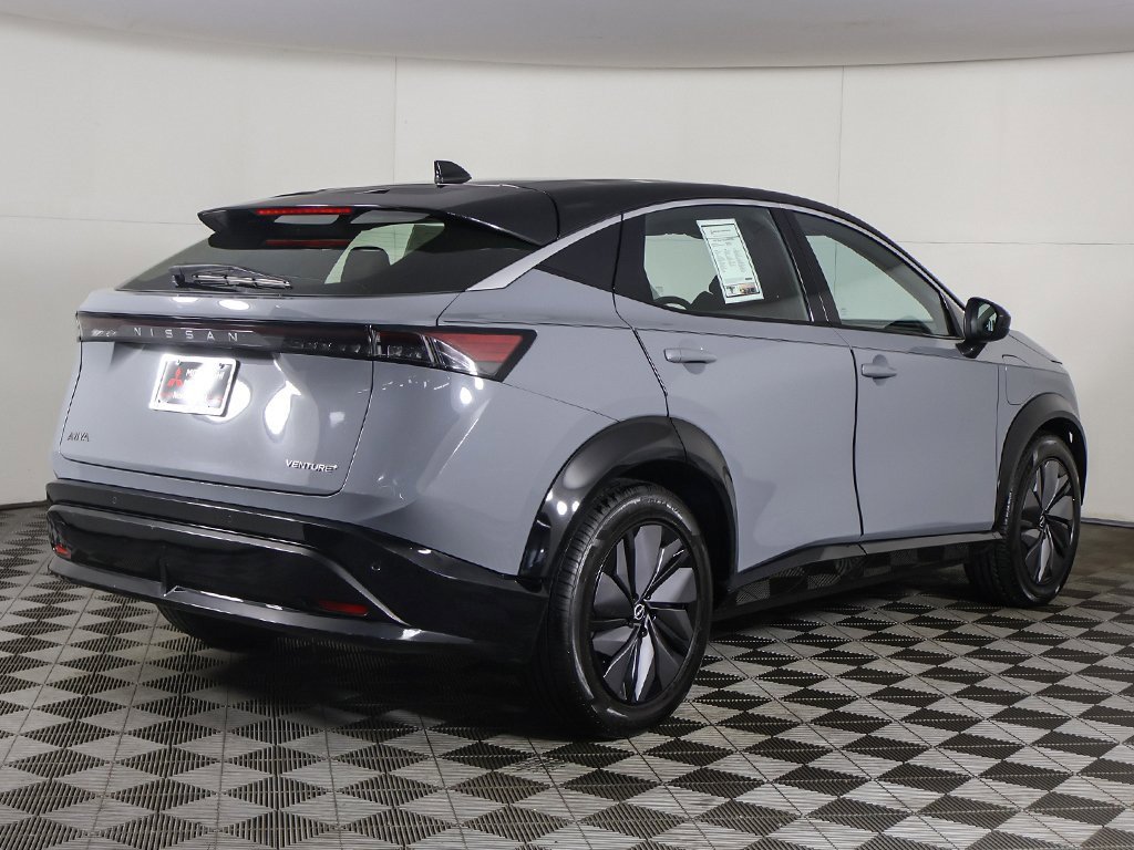 Used 2023 Nissan Ariya FWD image 9