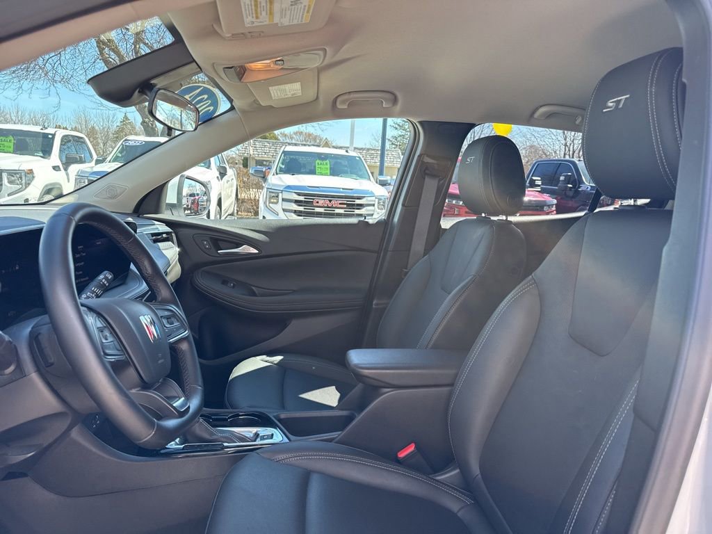 Certified 2024 Buick Encore GX Sport Touring image 16