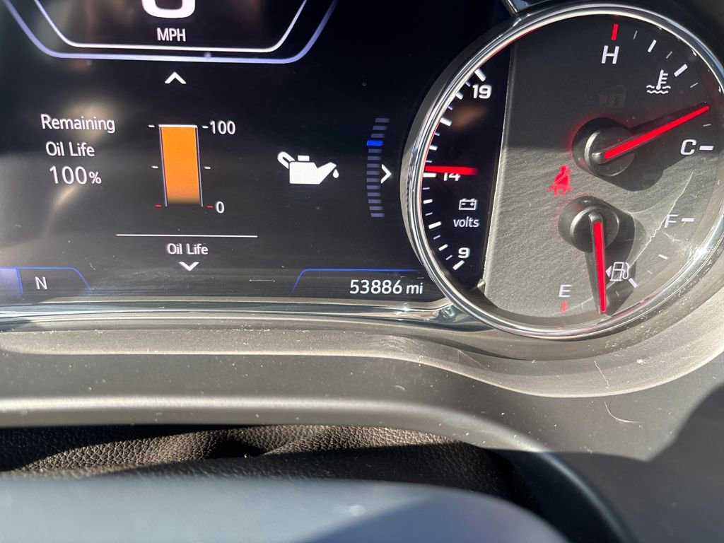 Used 2021 GMC Acadia Denali w/ Denali Technology Package image 17