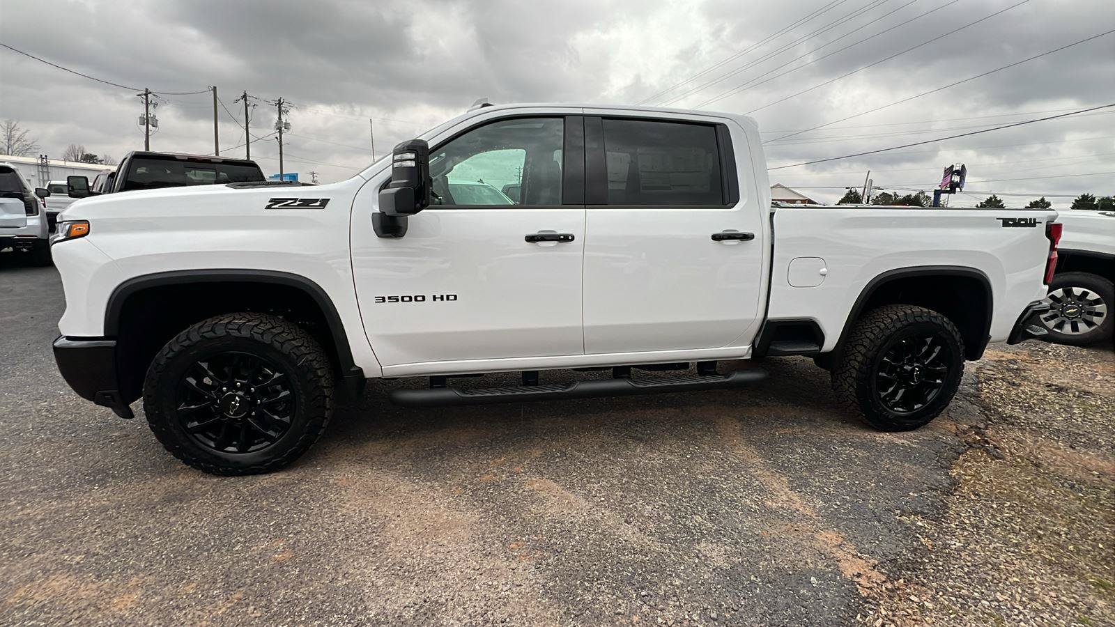 New 2026 Chevrolet Silverado 3500 LTZ w/ LTZ Plus Package AWD/4WD image 8