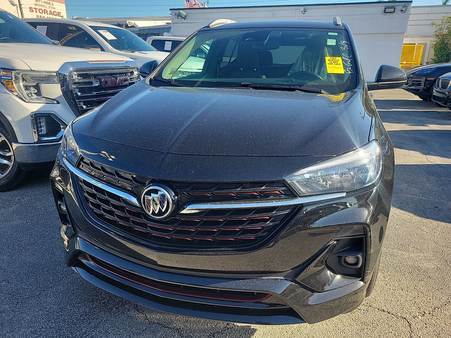 Used 2023 Buick Encore GX Select w/ Sport Touring Package image 3