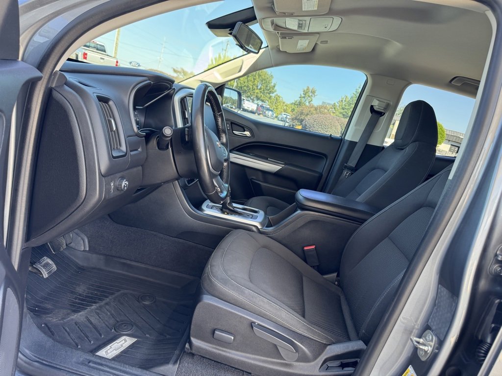 Used 2020 Chevrolet Colorado LT w/ Safety Package image 21