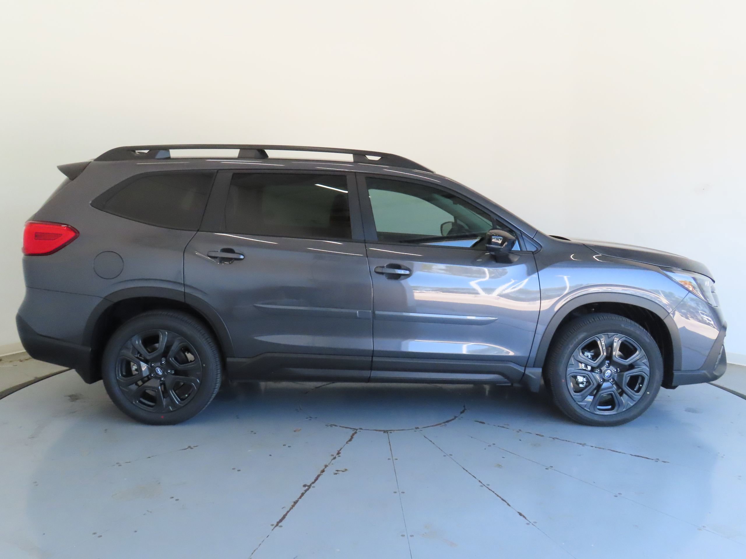 New 2025 Subaru Ascent Bronze Edition image 2