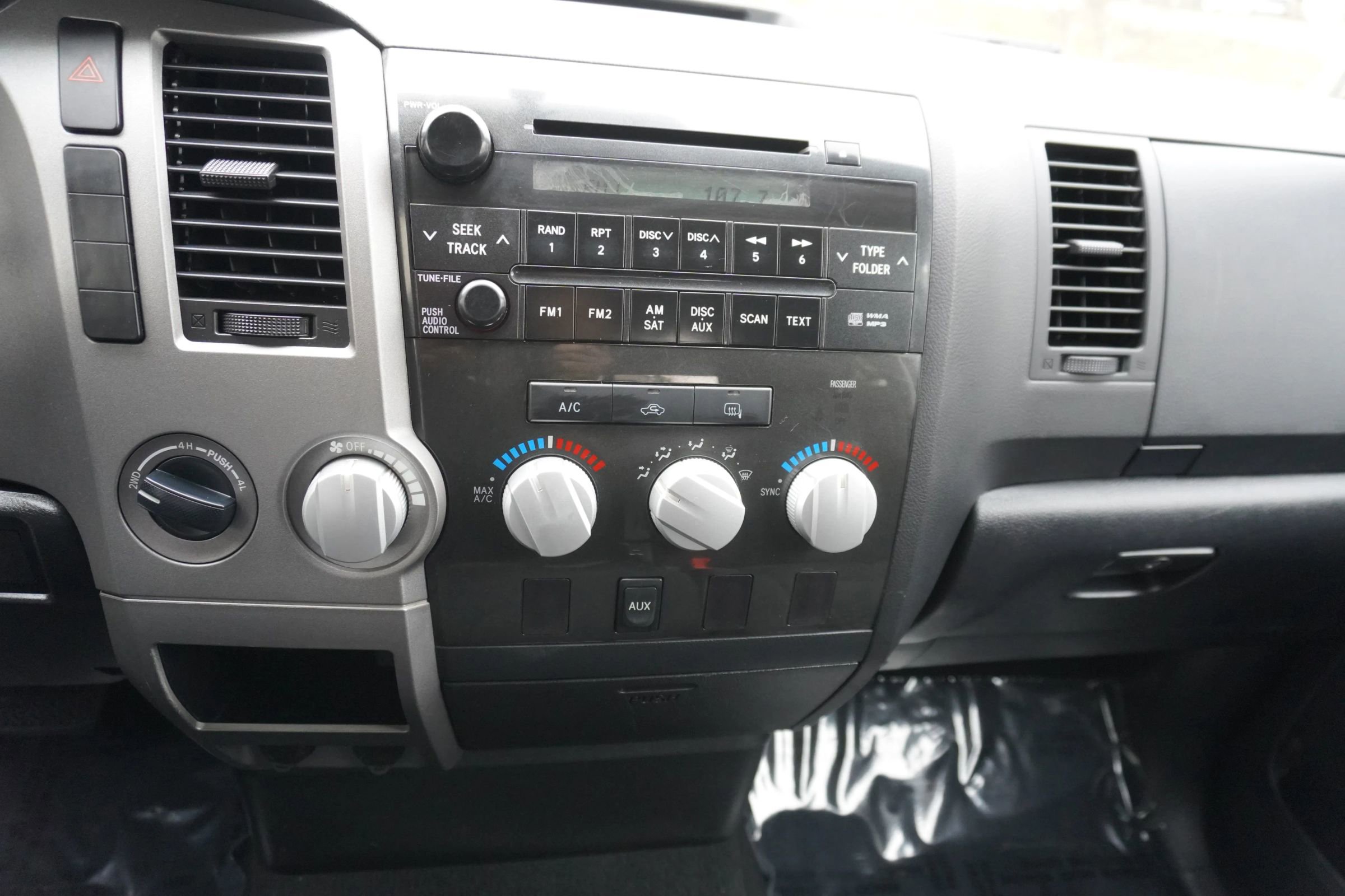 Used 2012 Toyota Tundra SR5 image 17