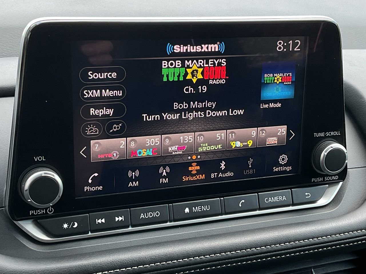 Used 2025 Nissan Rogue SV image 29