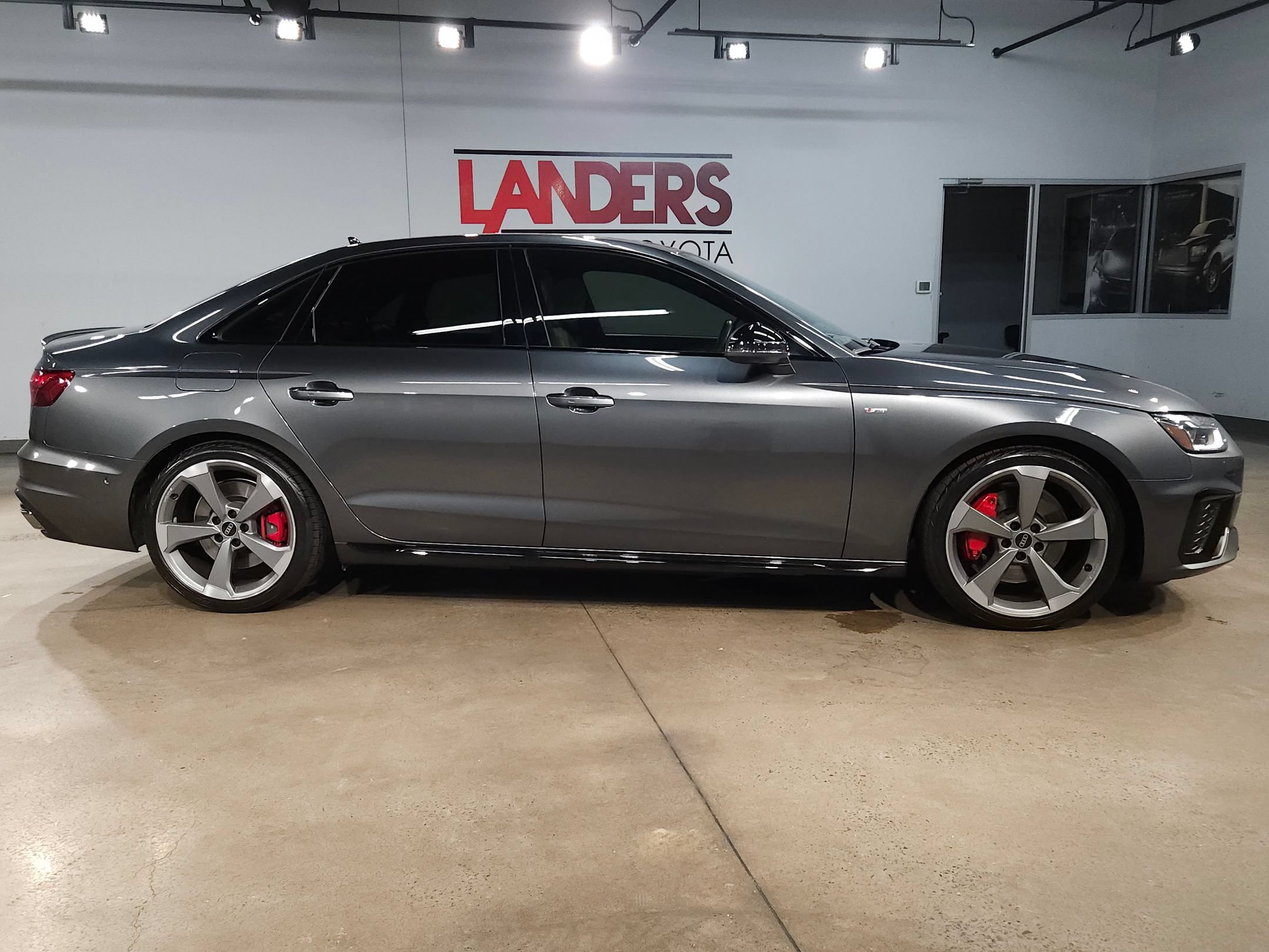 Used 2023 Audi A4 2.0T Prestige w/ Prestige Package AWD/4WD image 8