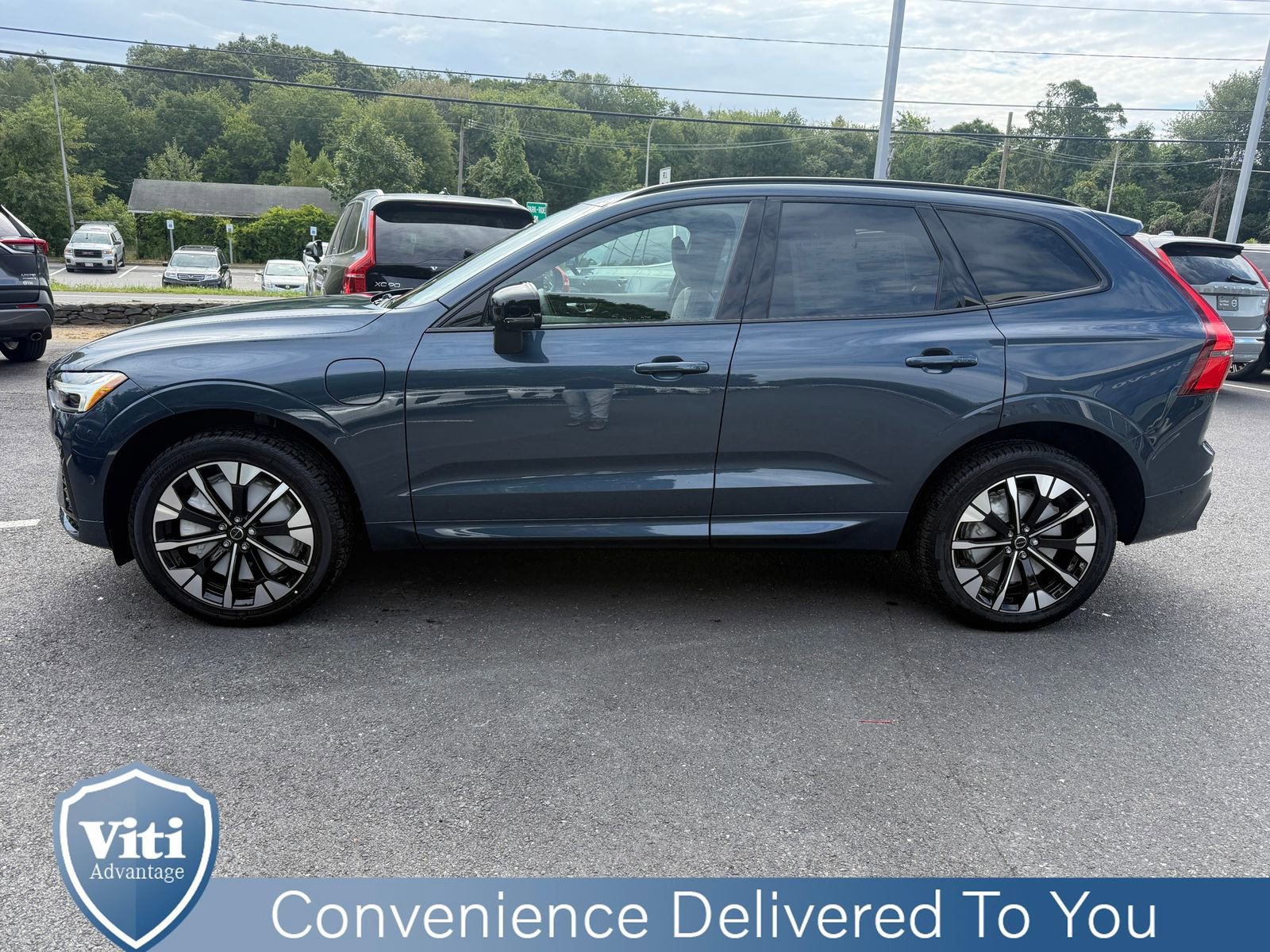 New 2026 Volvo XC60 T8 Plus w/ Protection Package Premier image 5