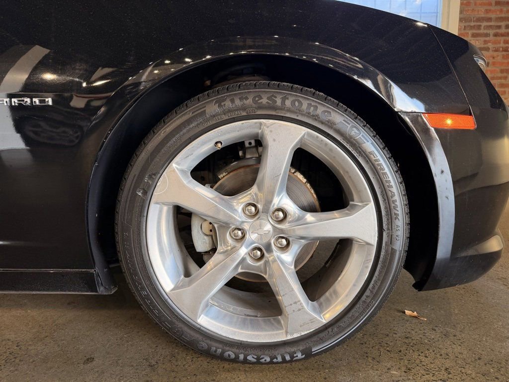 Used 2015 Chevrolet Camaro LT w/ RS Package image 6