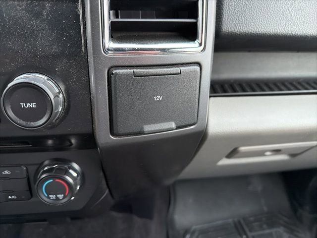 Used 2016 Ford F150 XLT image 29