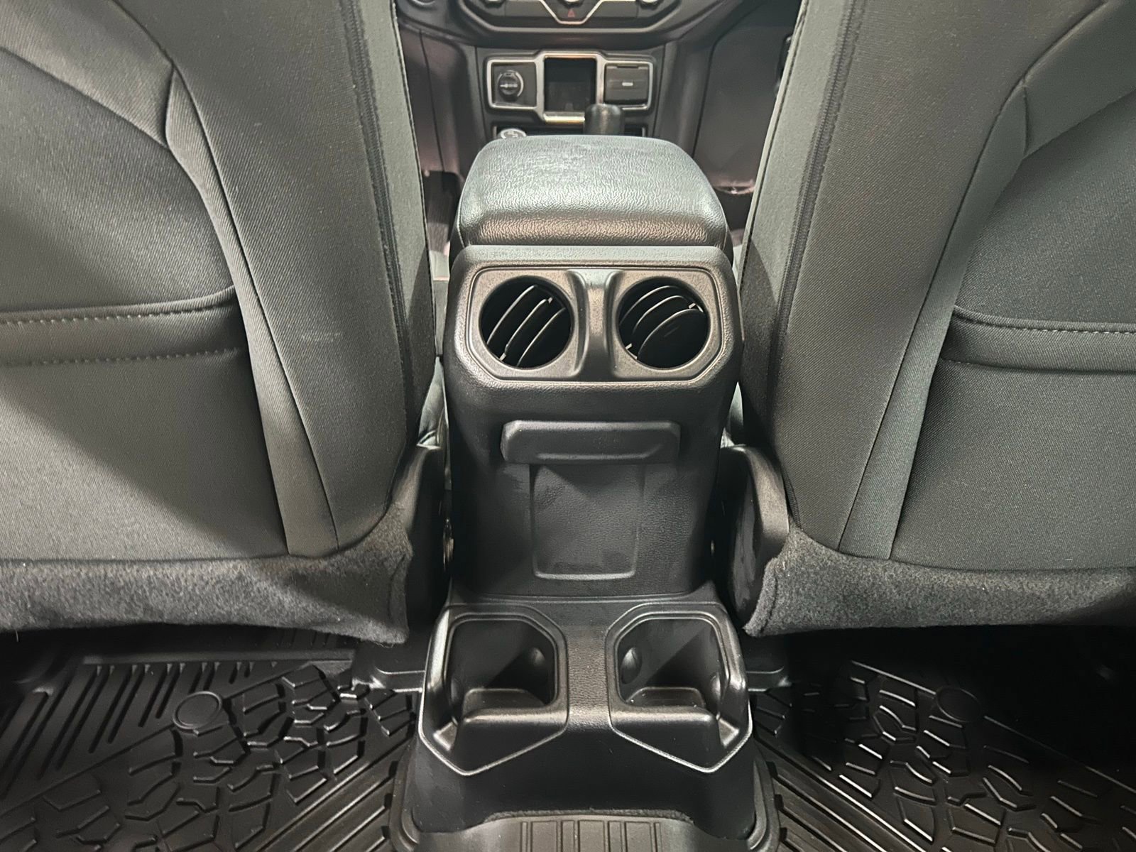 Used 2021 Jeep Wrangler Unlimited Sport image 24