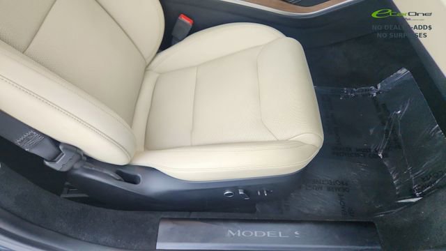 Used 2022 Tesla Model S image 21
