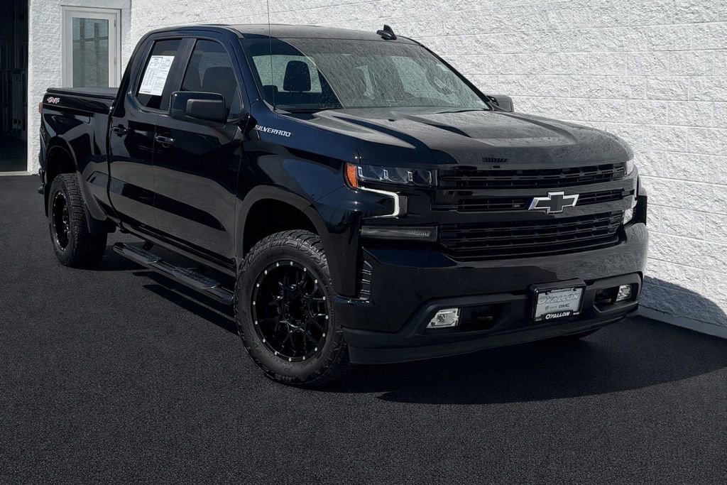 Used 2021 Chevrolet Silverado 1500 RST image 1