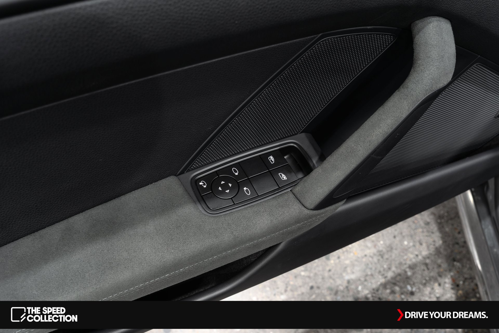 Used 2024 Porsche 911 Targa 4 GTS w/ Premium Package image 11