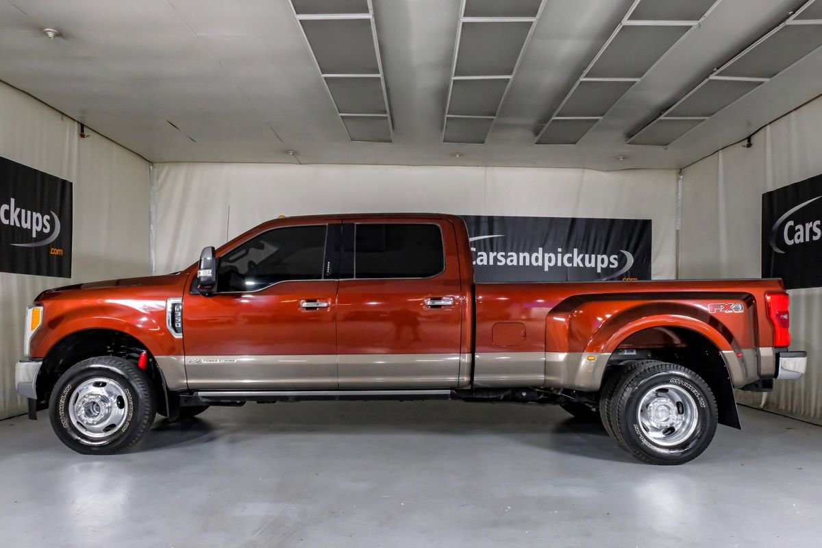 Used 2017 Ford F350 King Ranch w/ King Ranch Ultimate Package AWD/4WD image 11