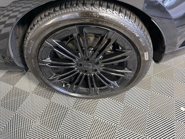 Used 2026 Land Rover Range Rover Long Wheelbase SE image 29