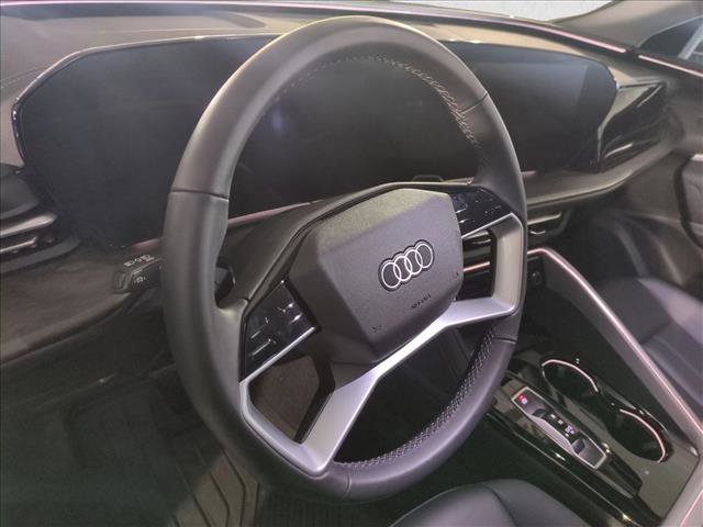 Certified 2025 Audi Q5 Premium w/ Convenience Package AWD/4WD image 13