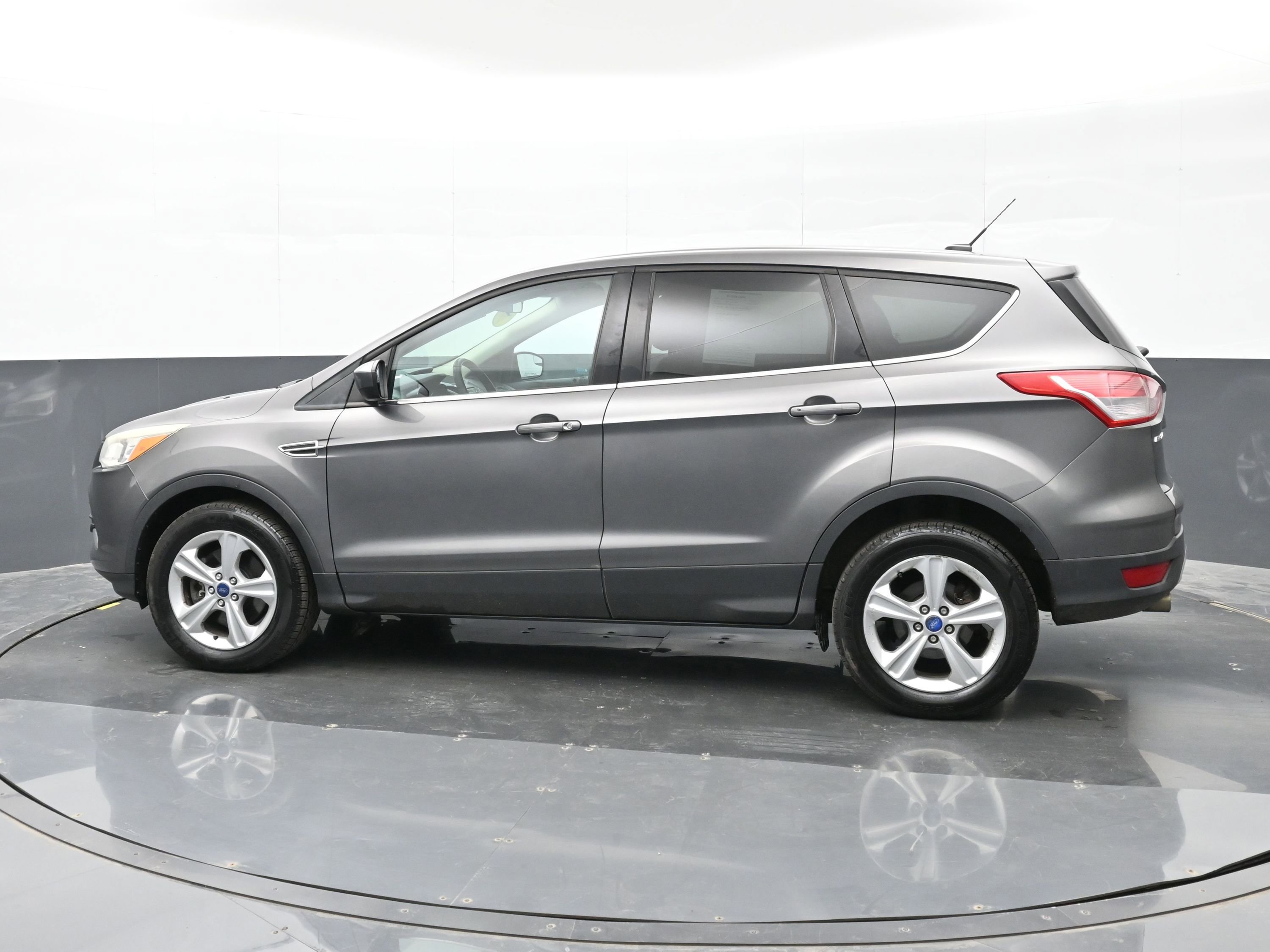 Used 2013 Ford Escape SE image 9