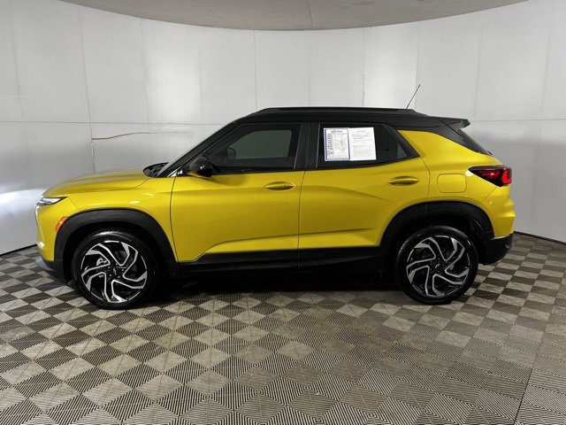 Used 2025 Chevrolet TrailBlazer RS w/ Convenience Package image 2