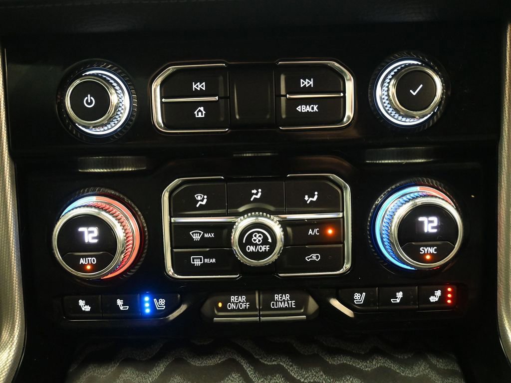 Used 2021 GMC Yukon Denali AWD/4WD image 16