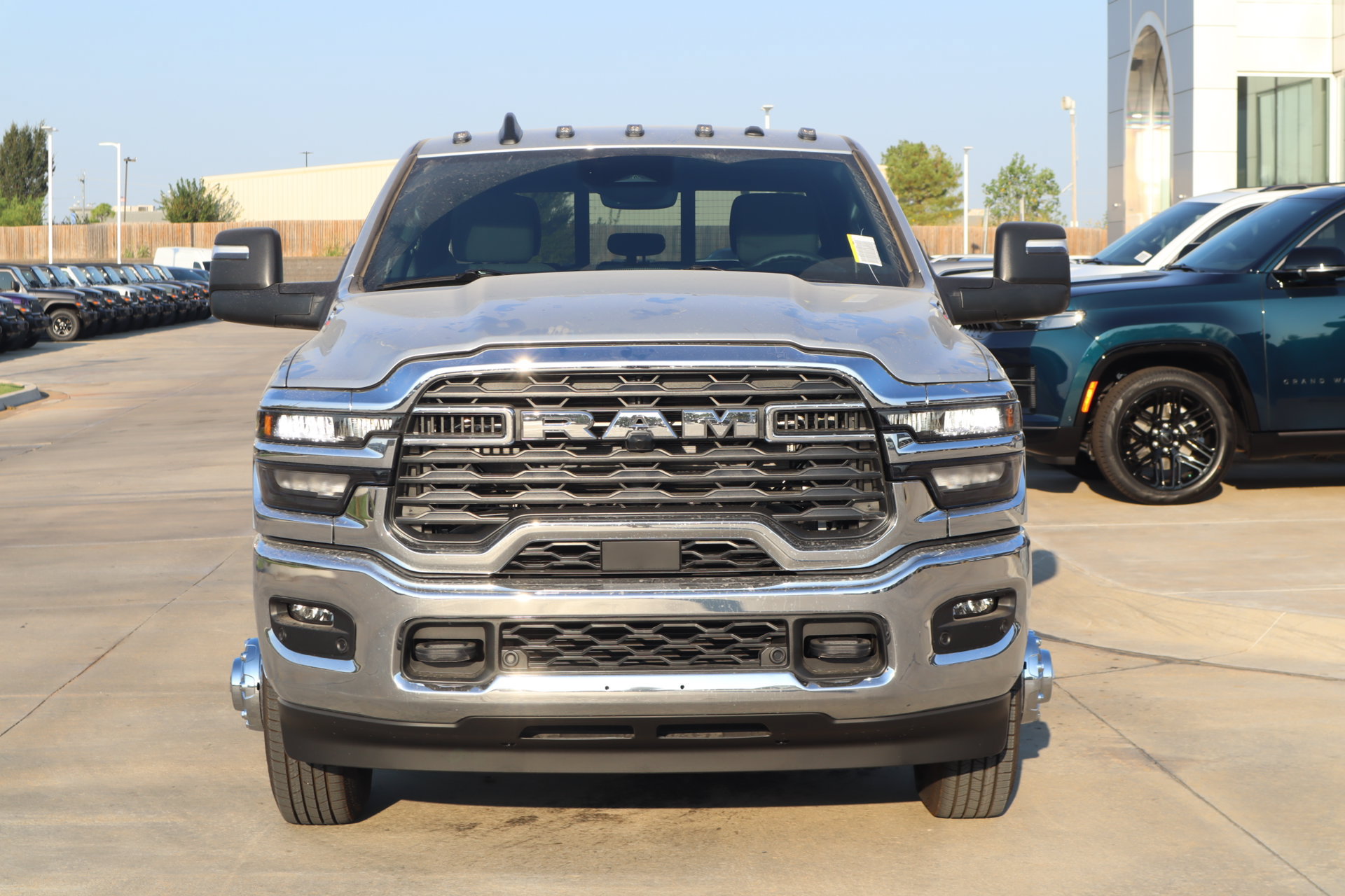 New 2027 RAM 3500 Tradesman AWD/4WD image 10