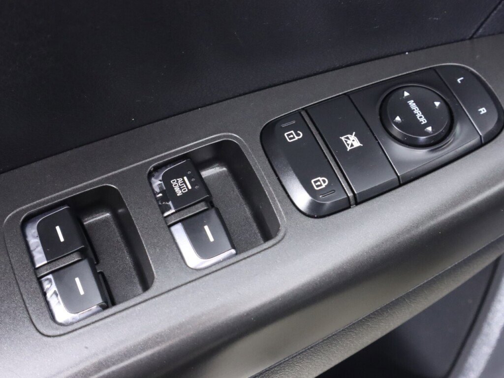 Used 2017 Kia Sportage LX image 24