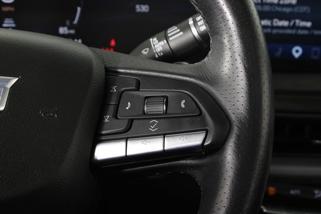 Used 2025 Cadillac XT4 Sport FWD image 28