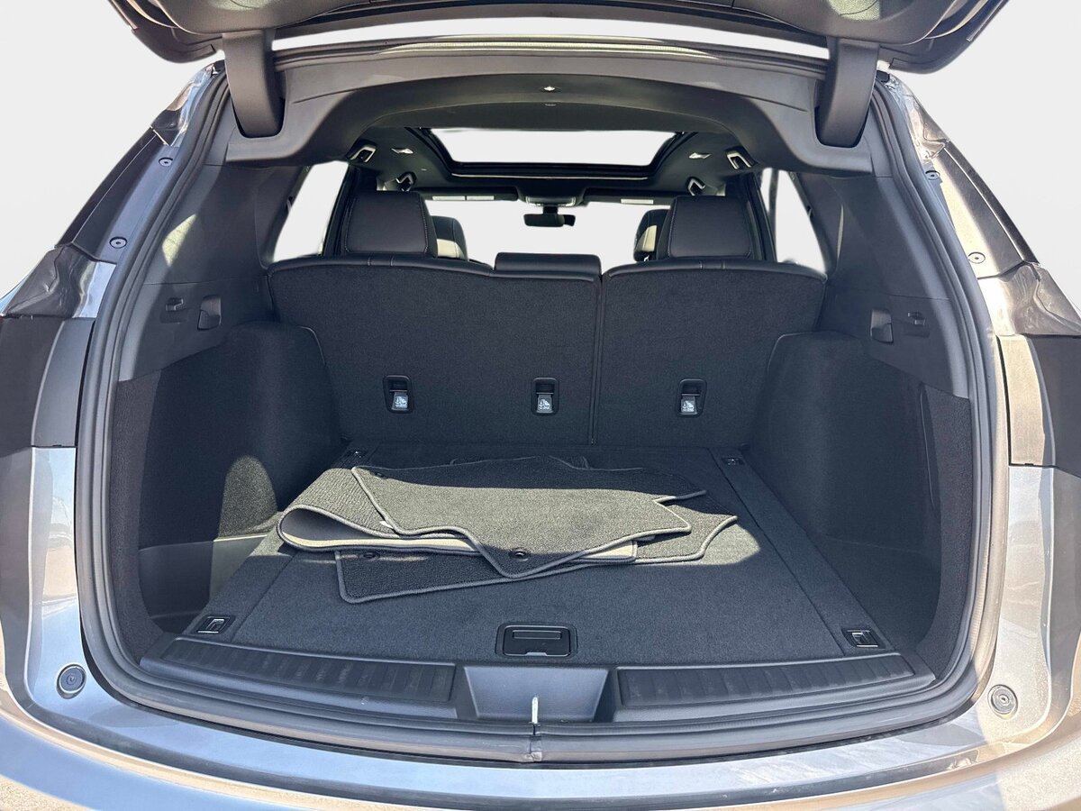 Certified 2026 Acura RDX SH-AWD image 9