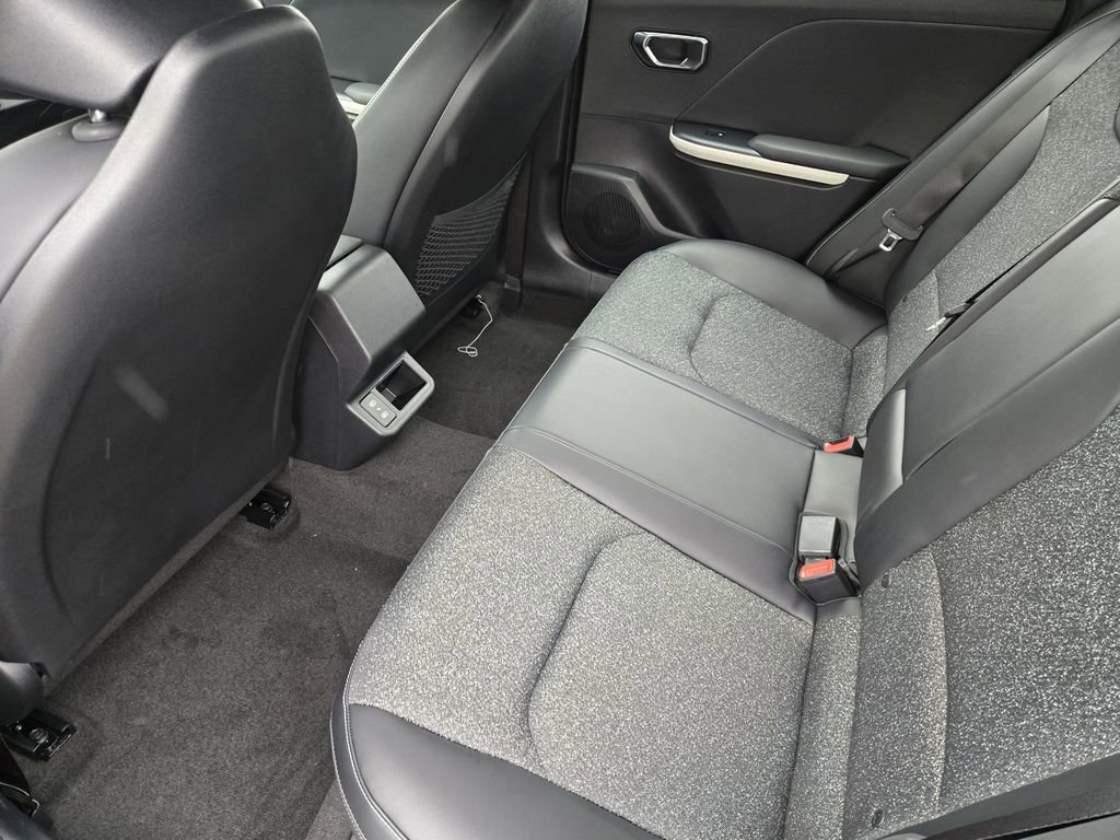 New 2025 Kia K4 GT-Line w/ GT-Line Sunroof Package image 20