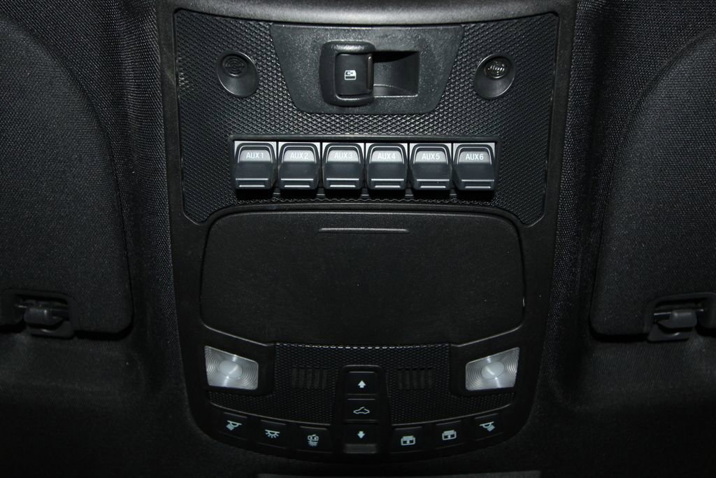 Used 2019 Ford F150 Raptor w/ Equipment Group 802A Luxury image 23