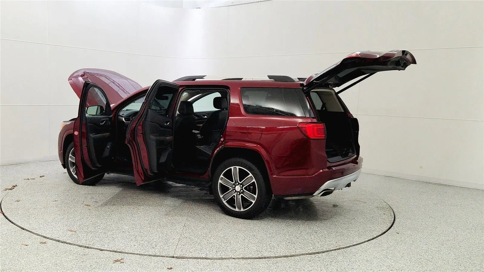 Used 2017 GMC Acadia Denali w/ Technology Package image 11