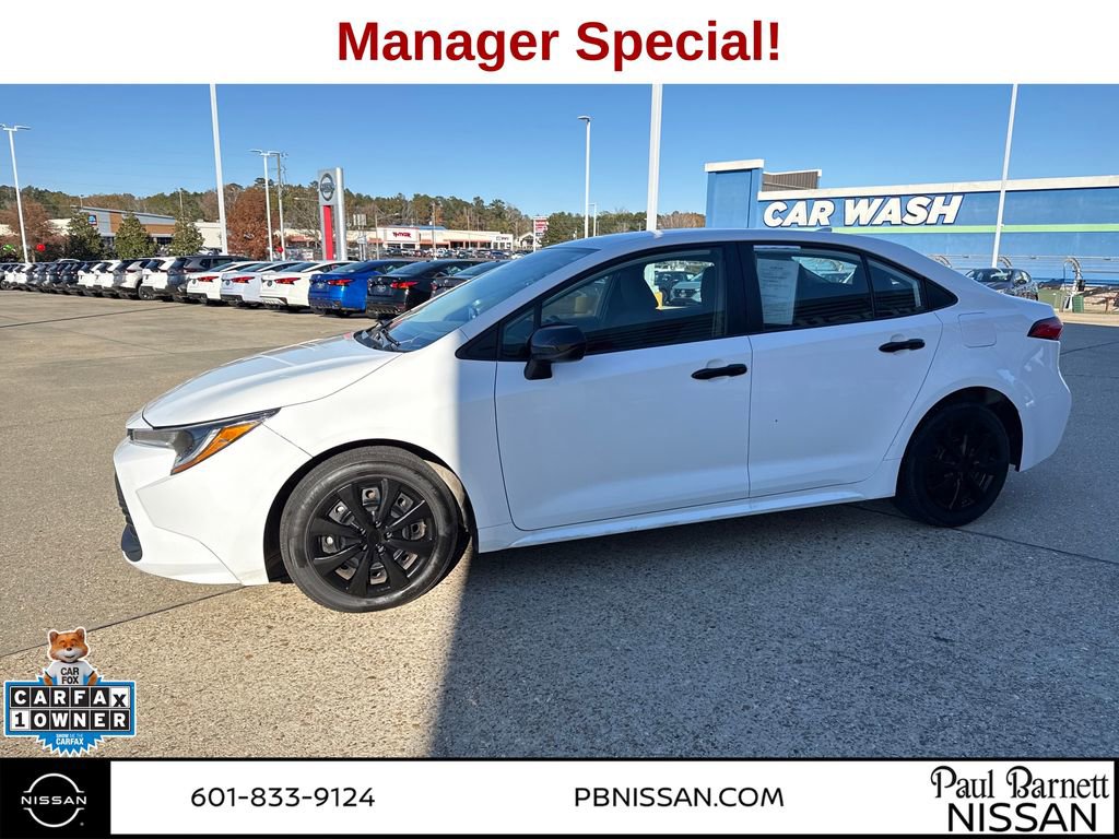 Used 2024 Toyota Corolla LE image 9