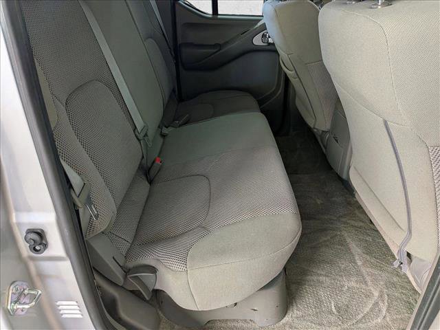 Used 2018 Nissan Frontier SV AWD/4WD image 24