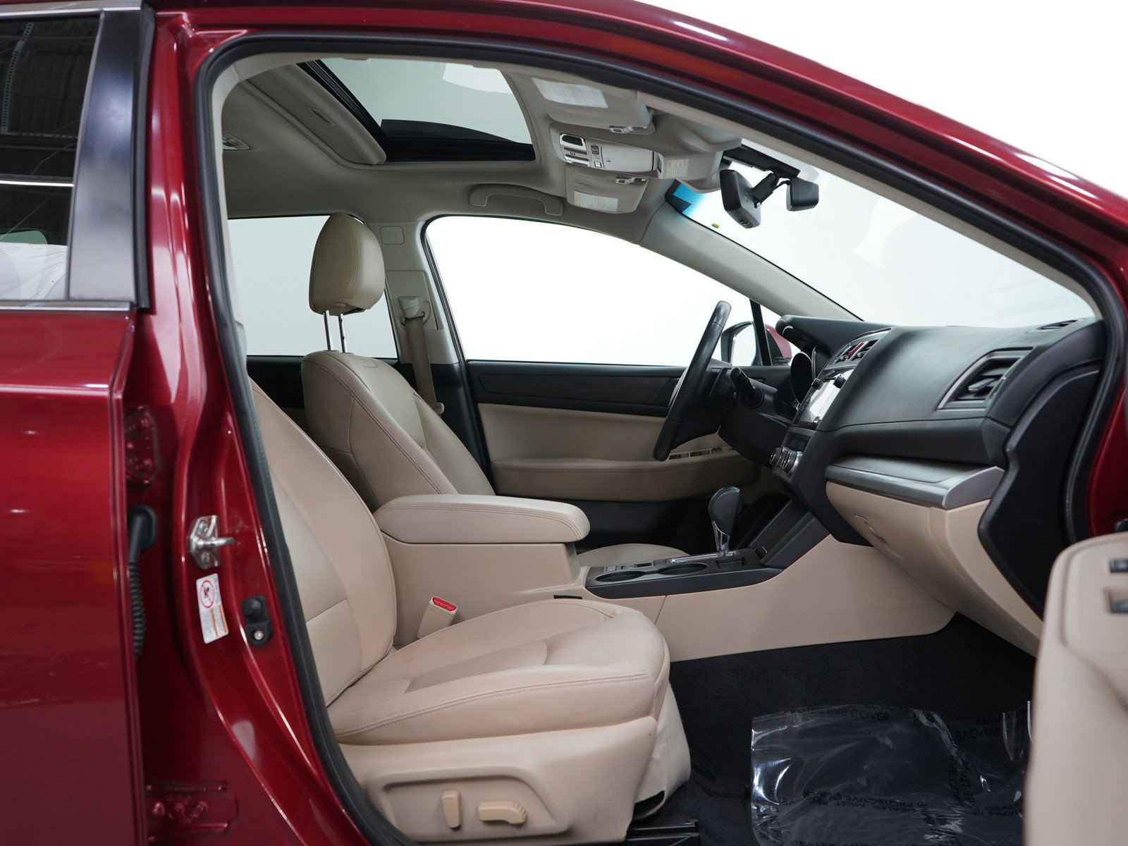 Used 2017 Subaru Outback 3.6R Limited image 11