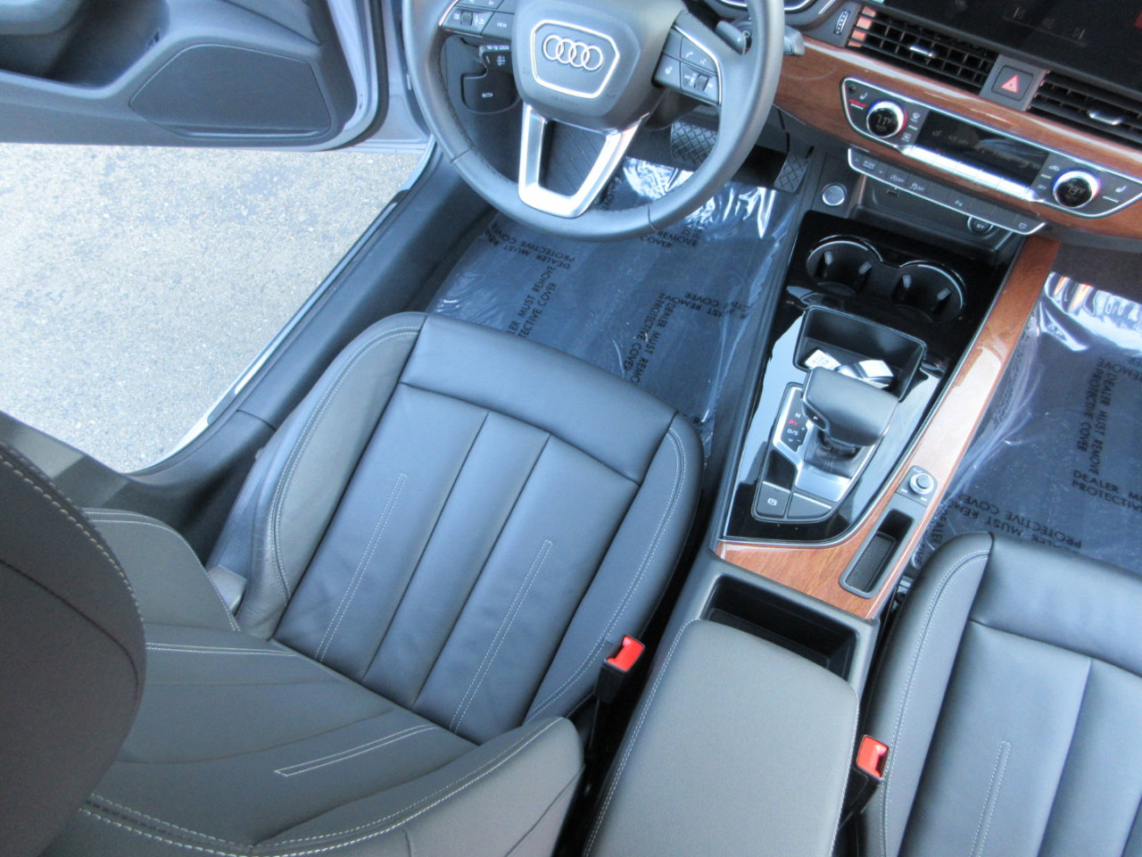 Used 2024 Audi A4 2.0T Premium image 16