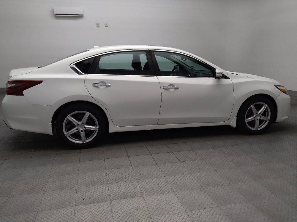 Used 2018 Nissan Altima 2.5 SV w/ 2.5 SV Technology Package FWD image 10